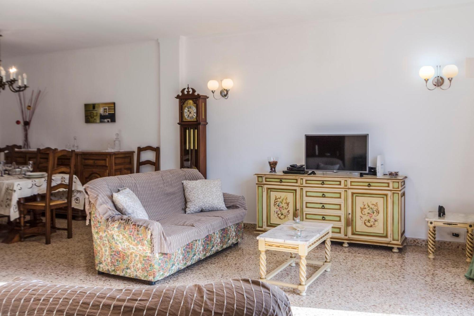 Сasa de vacaciones Townhouse Dionis By Homevillas360 *